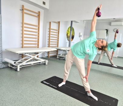 trening z fizjoterapeutą.jpg